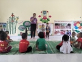 Nhóm trẻ 24 - 36 tháng tuổi Điểm trường Buột trường Mầm non Đồng Tiến tổ chức hoạt âm nhạc