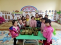 Trường Mầm non Đồng Tiến tổ chức hoạt động trải nghiệm gói bánh chưng ngày Tết